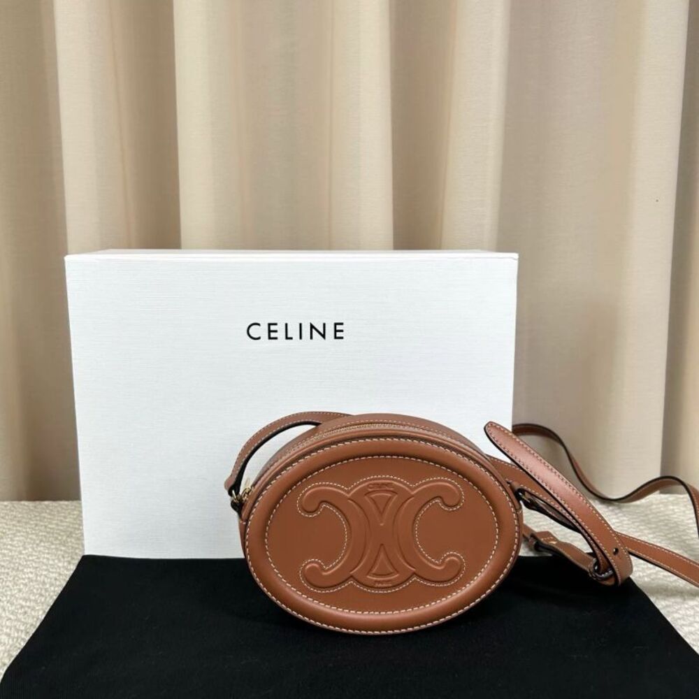 Celine Women Pre-Loved Bag Very Good Condition